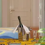 葡萄园公寓 3*
